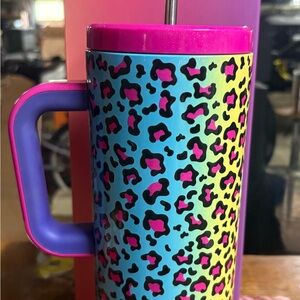 Colorful Leopard Print Tumbler